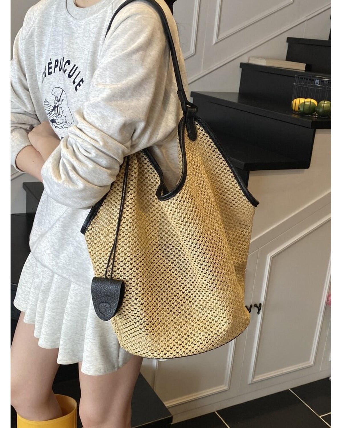 Borsa Intrecciata con Nappe