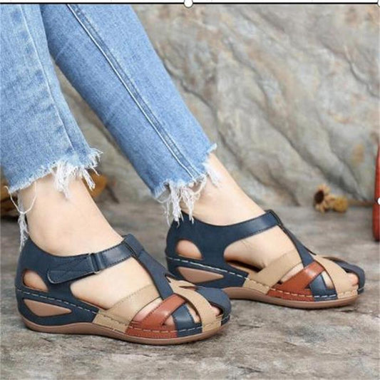 Sandali con Zeppa Traforati - SLK