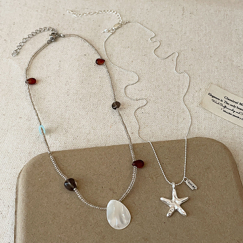 Collana Estiva con Dettagli Dorati - SLK