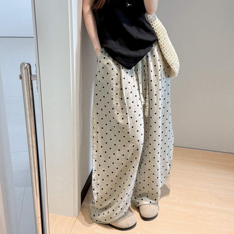 Khaki a pois