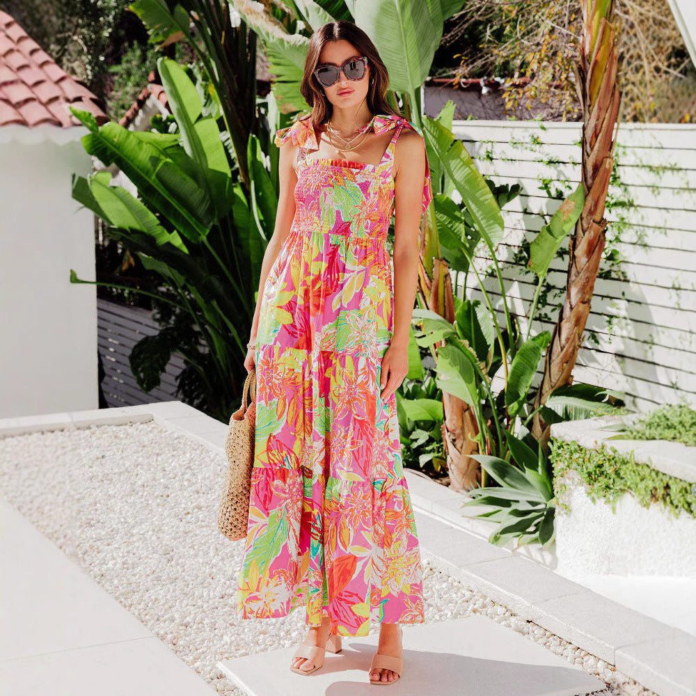 Abito Boho Tropicale con Spalline Annodate - Rosso tropicale indossato