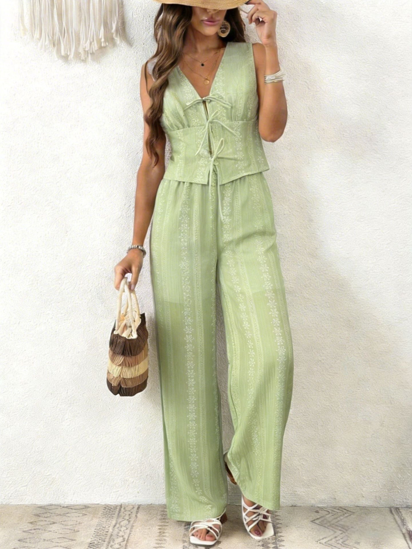 Completo Gilet con Lacci e Pantaloni Ampi - Verde menta