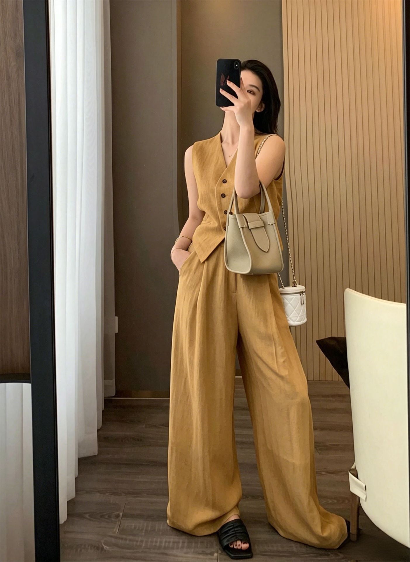 Completo gilet giallo caldo